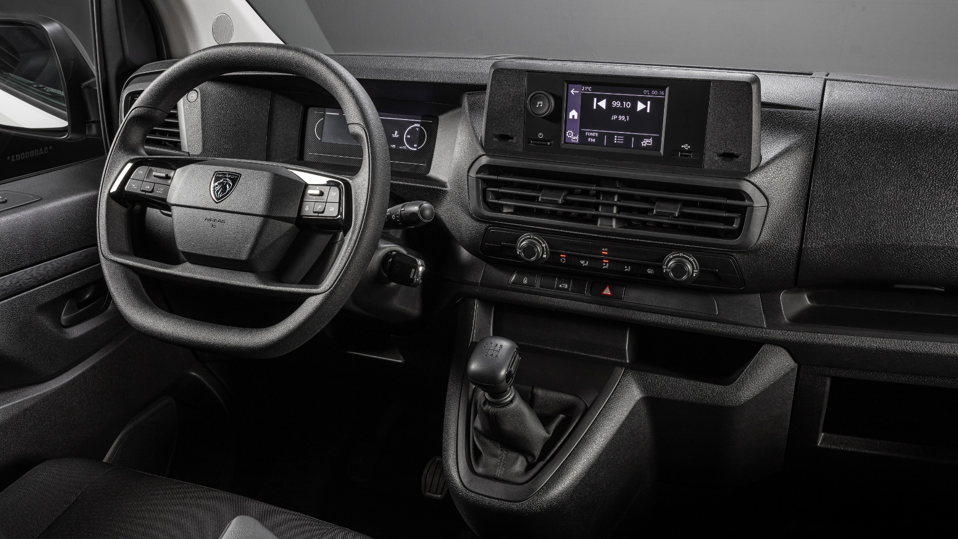 expert-interior-panel-desktop